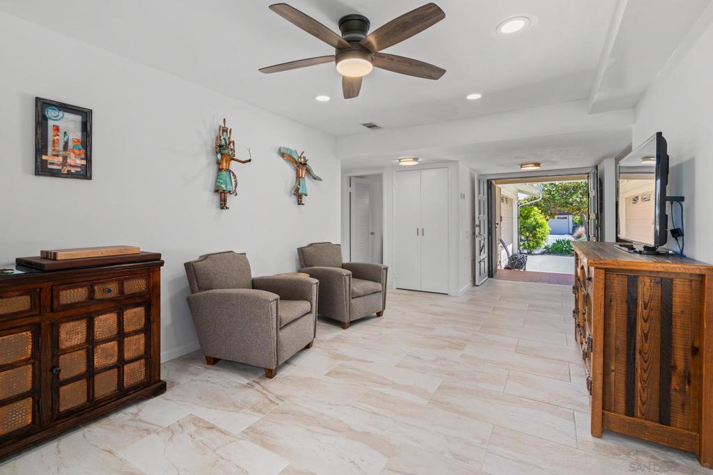 12196 San Tomas Place