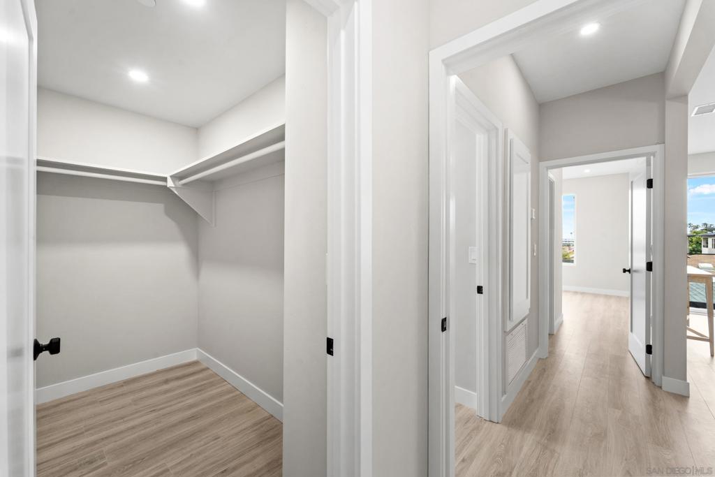 350 Imperial Beach Blvd