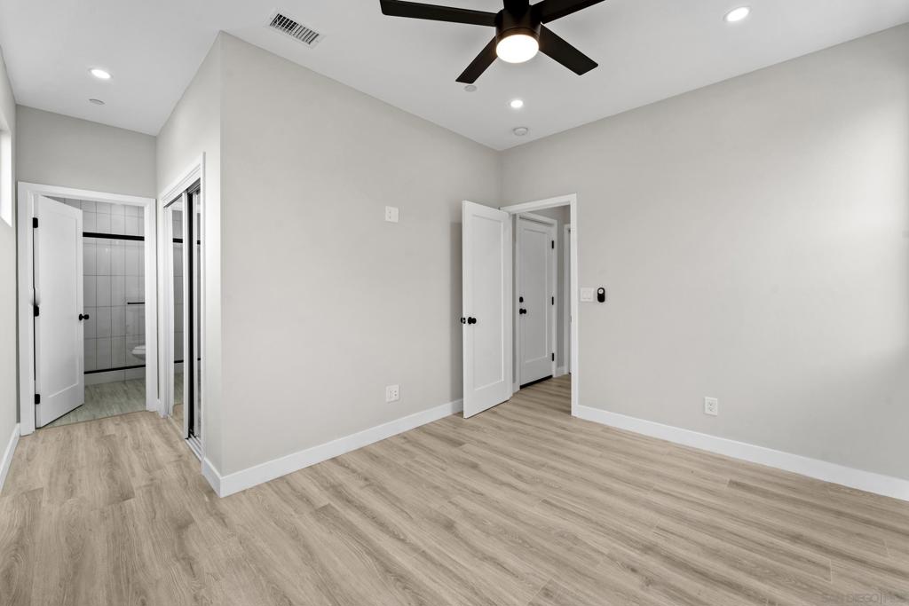 350 Imperial Beach Blvd