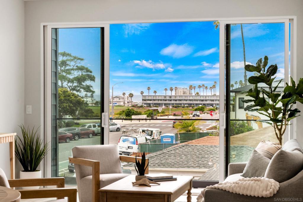 350 Imperial Beach Blvd