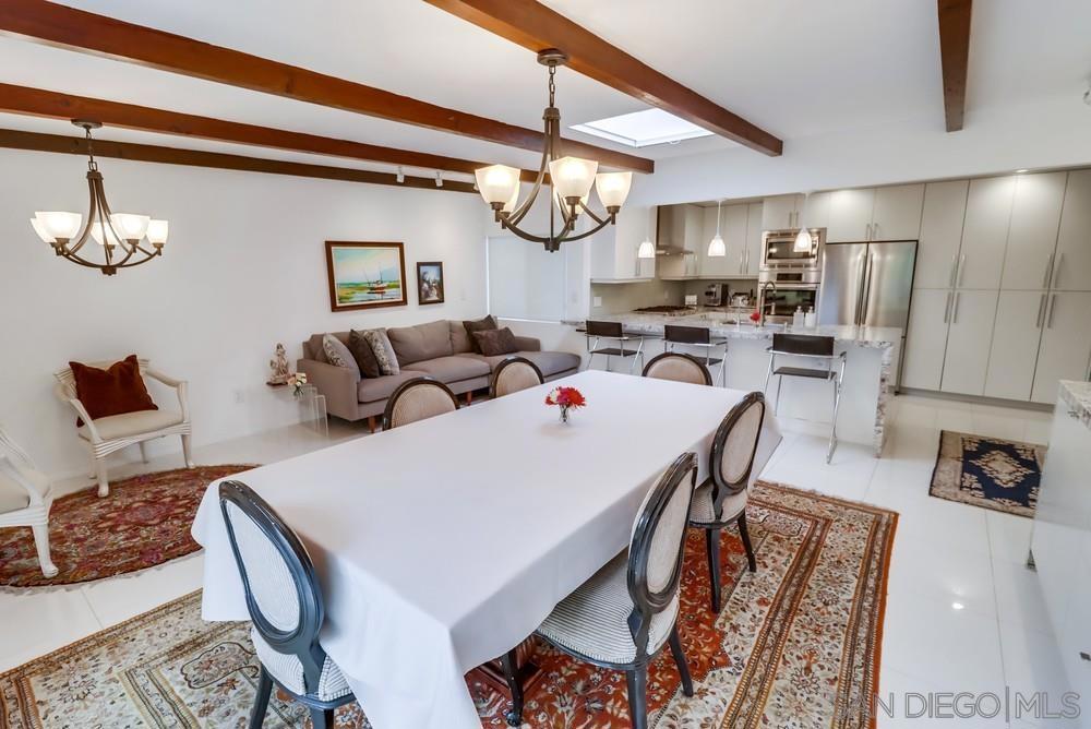 6427 Salizar Ct