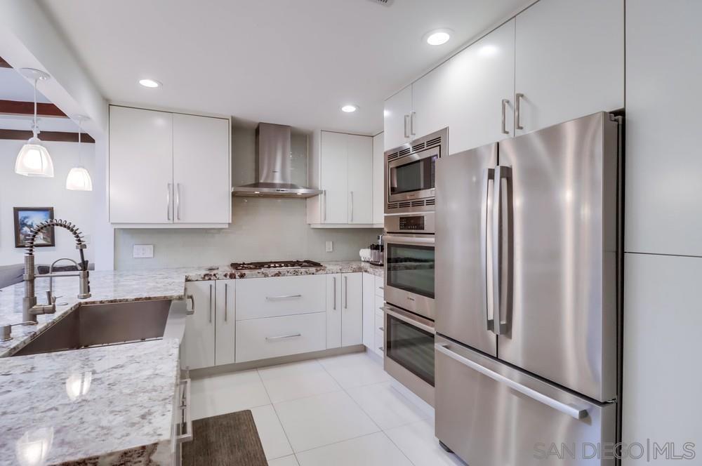 6427 Salizar Ct