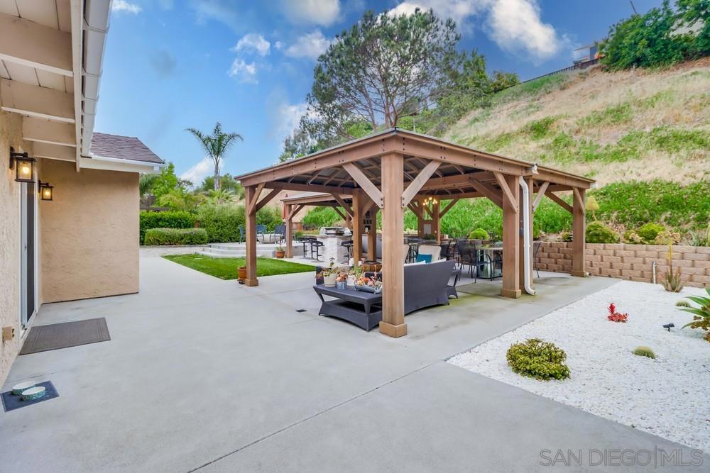 6427 Salizar Ct