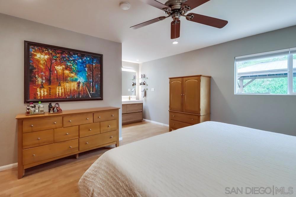 6427 Salizar Ct