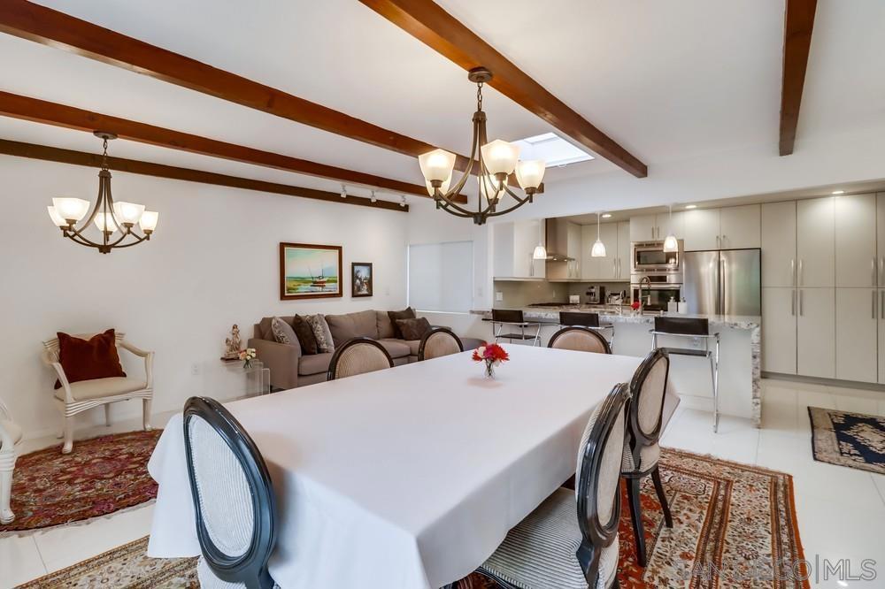 6427 Salizar Ct