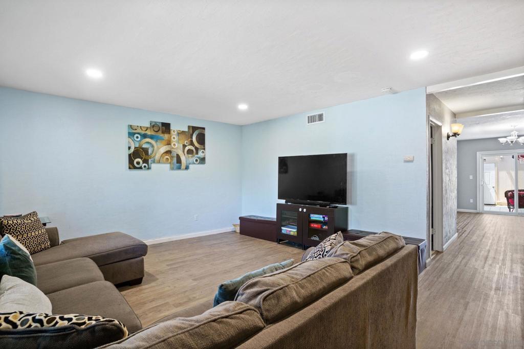 4166 Balboa Way