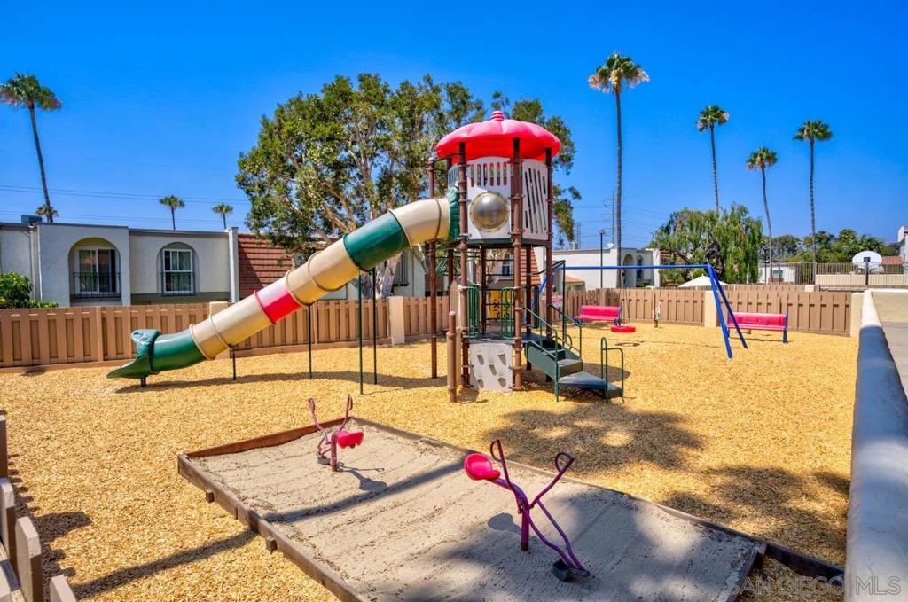 4166 Balboa Way