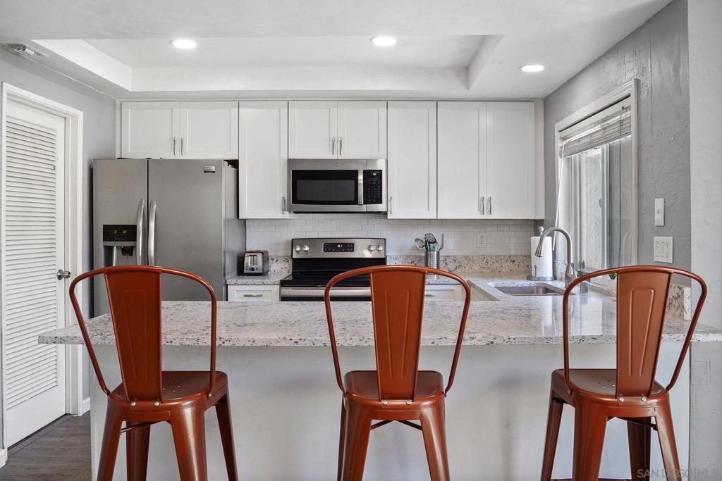 4166 Balboa Way