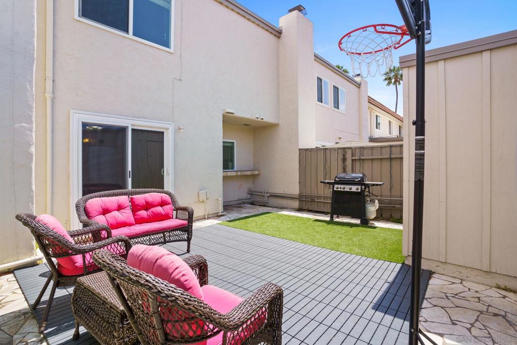 4166 Balboa Way