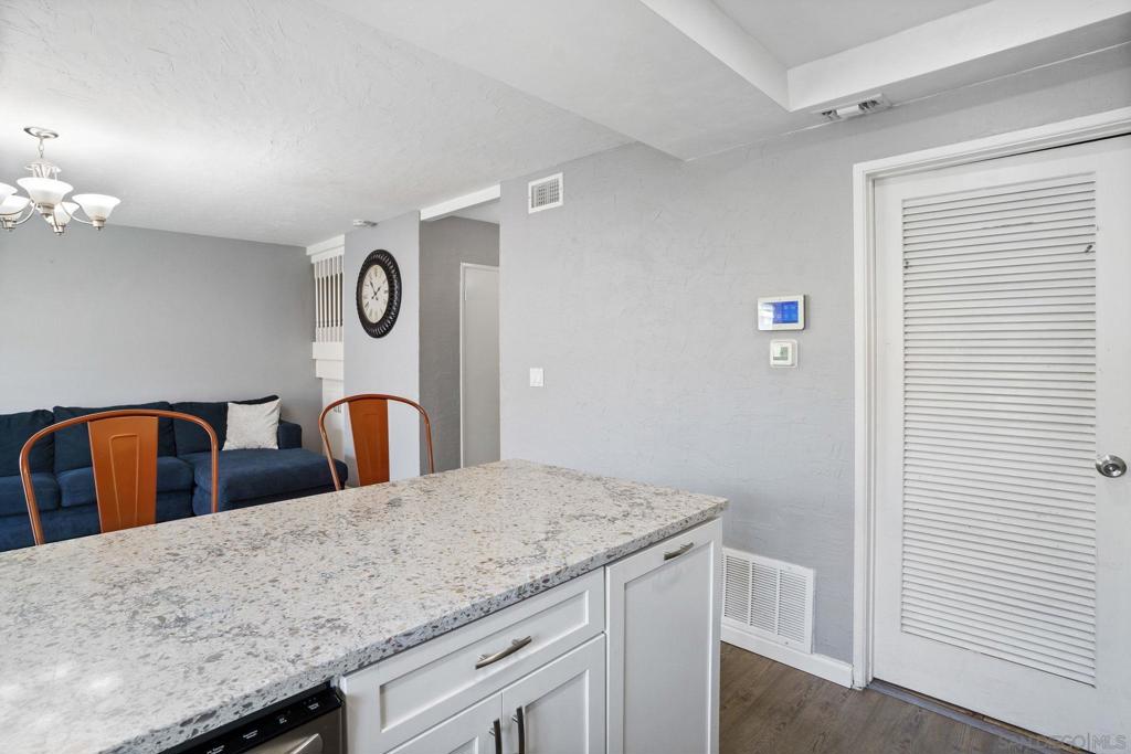 4166 Balboa Way