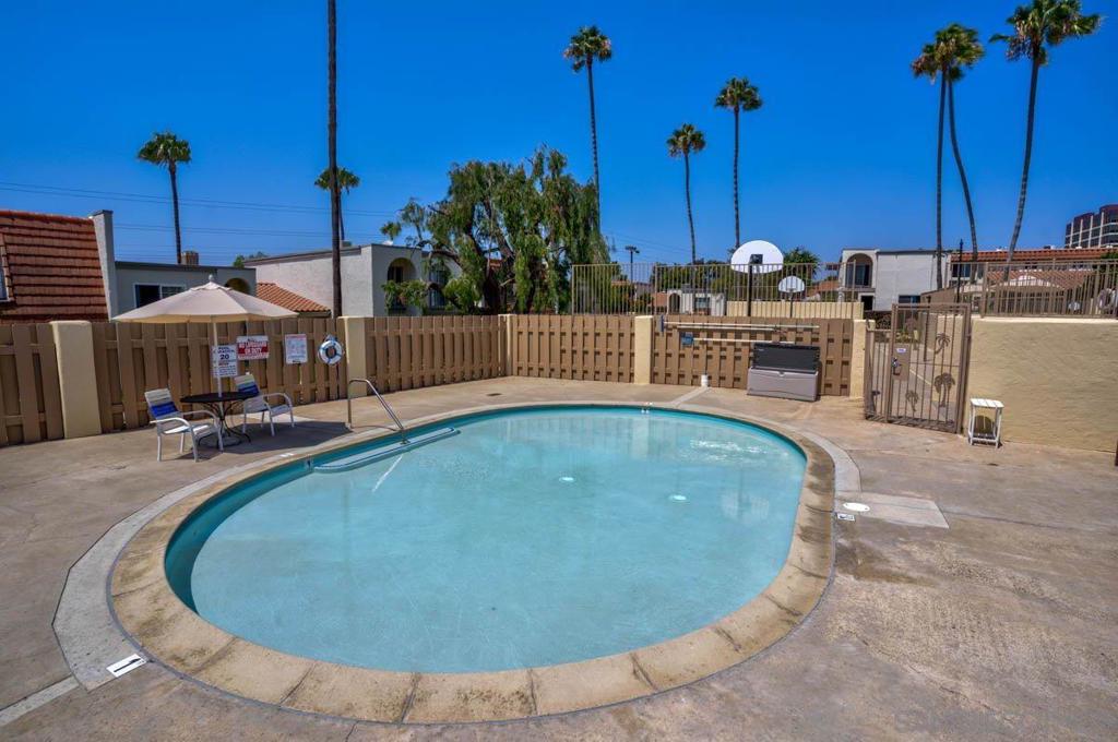 4166 Balboa Way