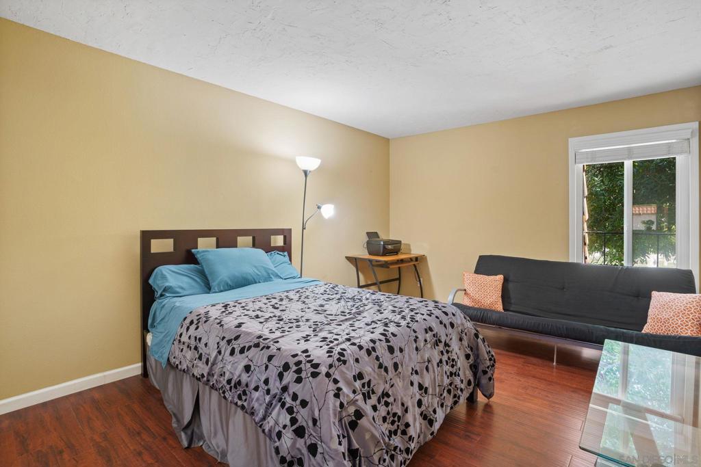 4166 Balboa Way