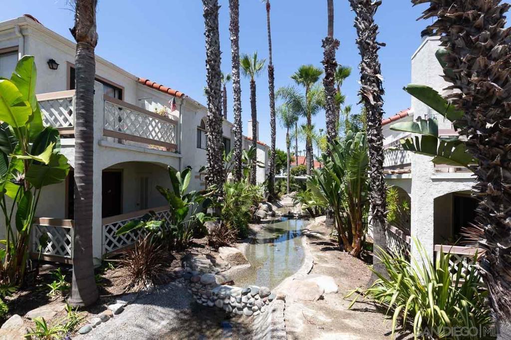 9370 Twin Trails Dr 204