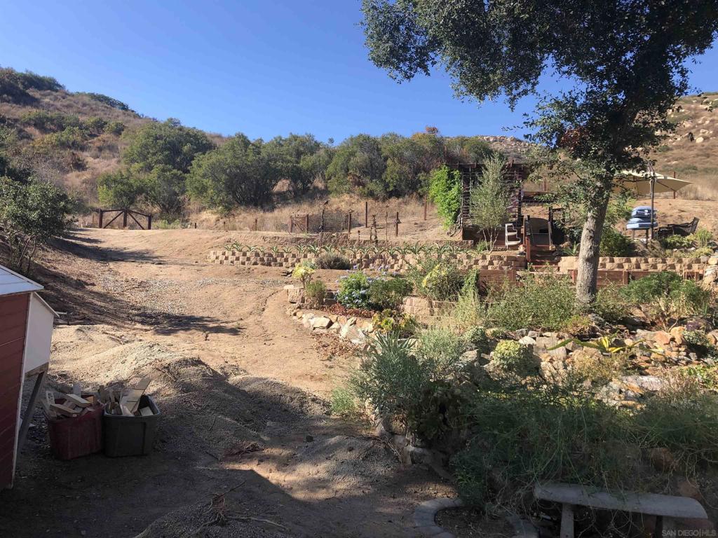 1047 Harbison Canyon Rd