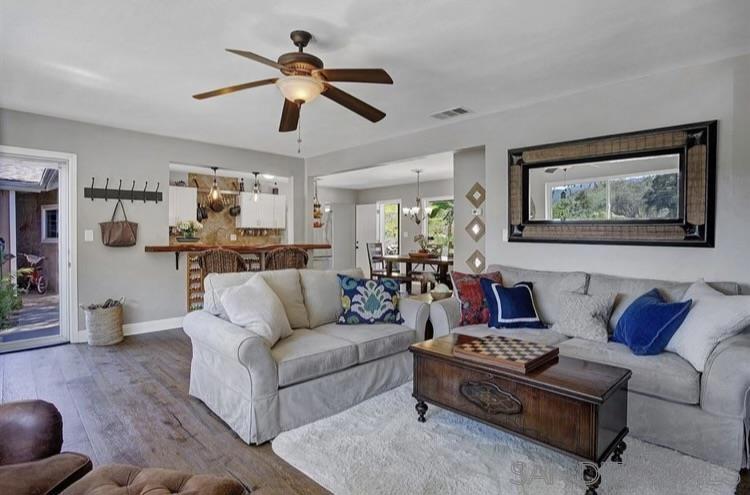 1047 Harbison Canyon Rd