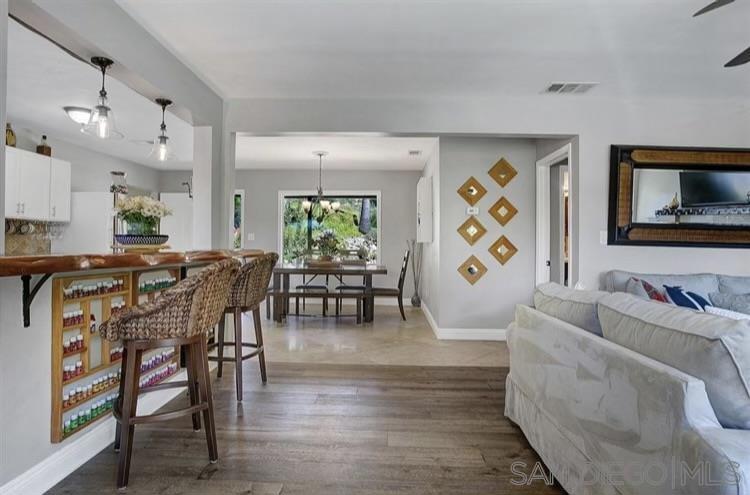 1047 Harbison Canyon Rd