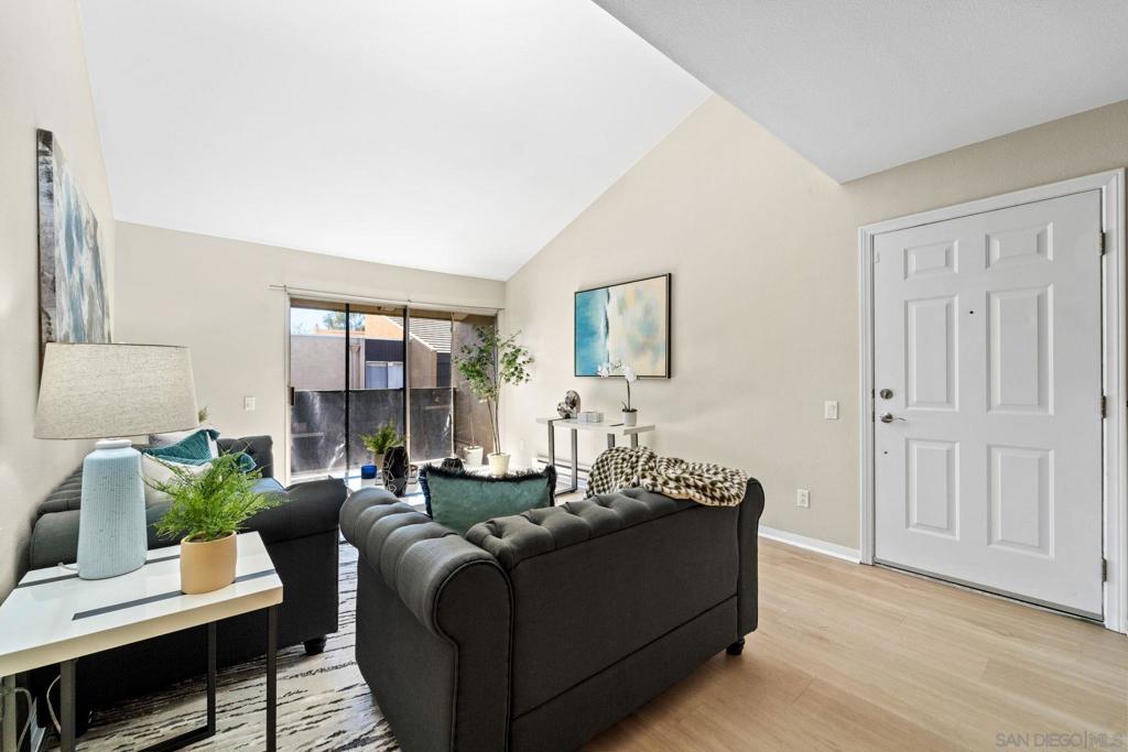 3456 Castle Glen Dr 275