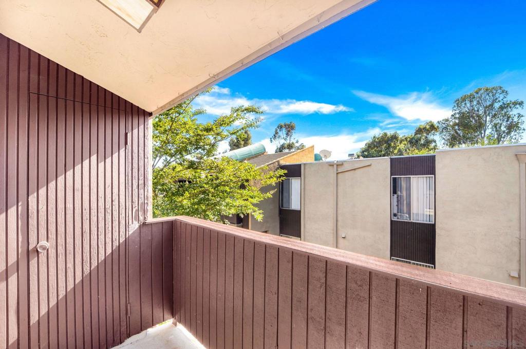 3456 Castle Glen Dr 275