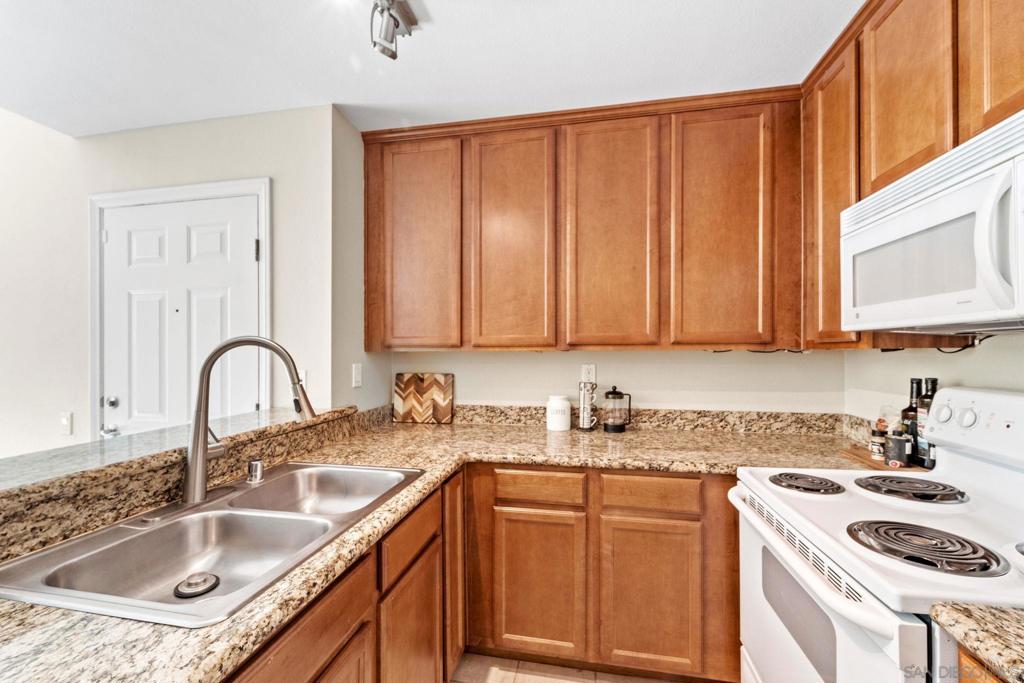 3456 Castle Glen Dr 275