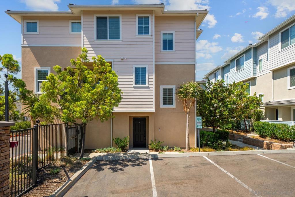 11317 Zapata Ave 9