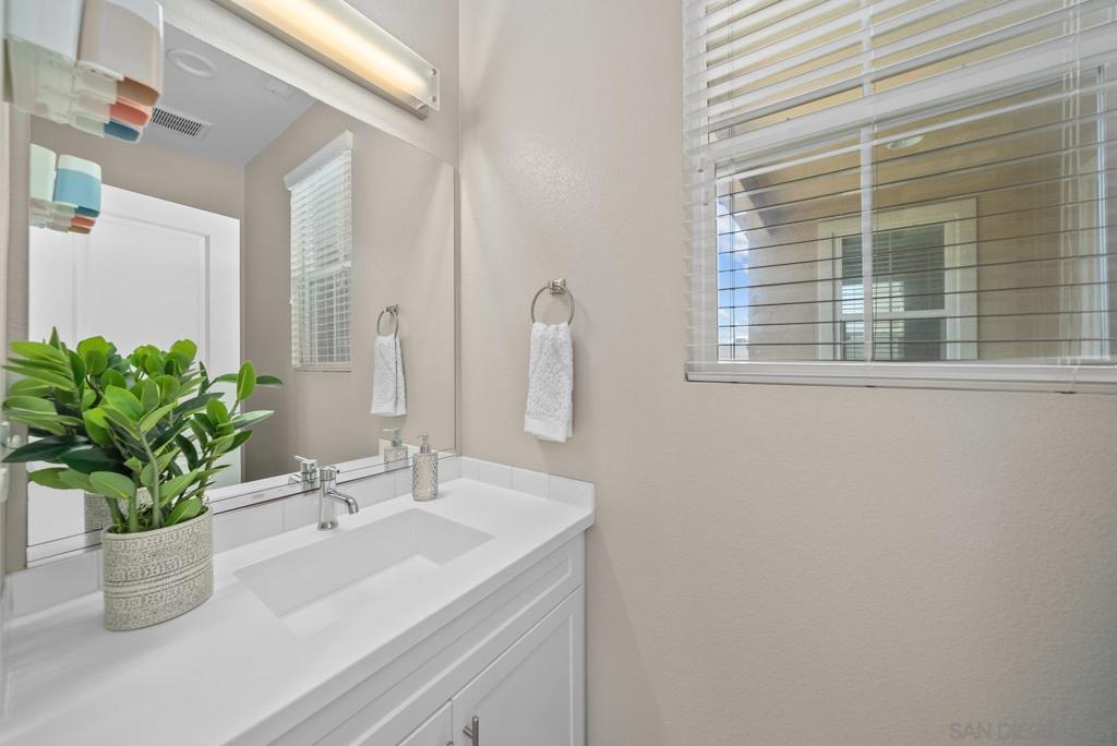 11317 Zapata Ave 9