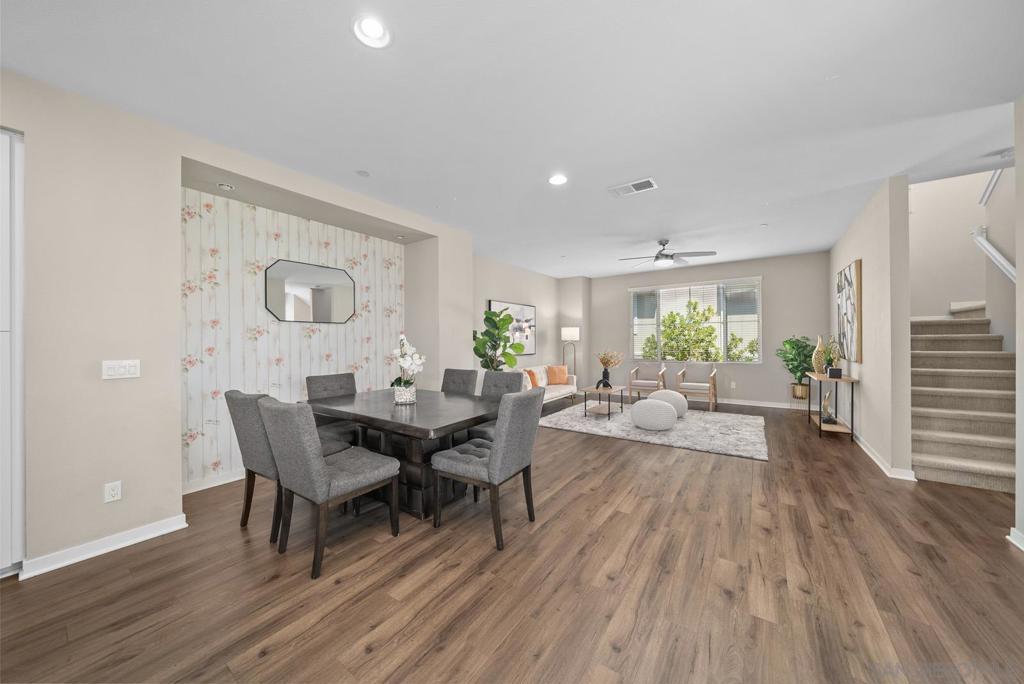 11317 Zapata Ave 9