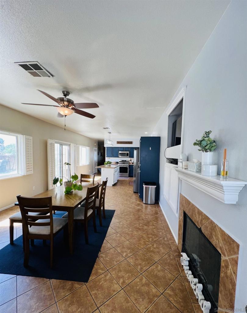 1374 Rabbit Peak Way