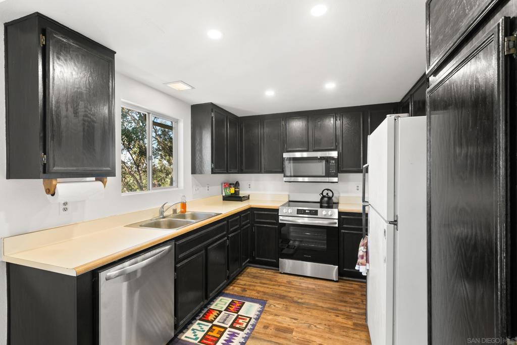 32036 Del Cielo Oeste 4D