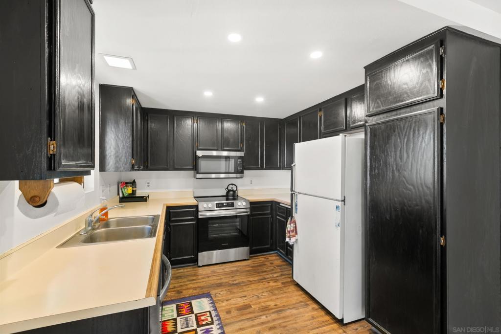 32036 Del Cielo Oeste 4D