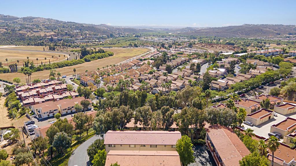 32036 Del Cielo Oeste 4D