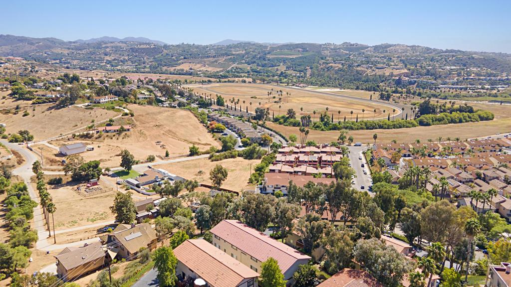 32036 Del Cielo Oeste 4D