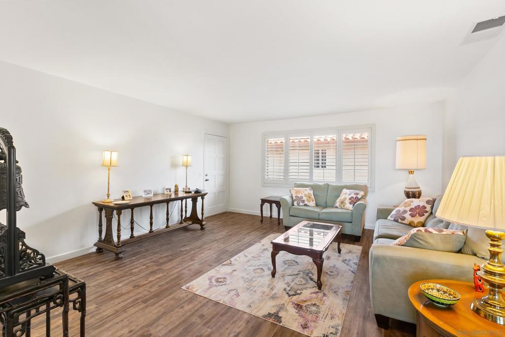 32036 Del Cielo Oeste 4D