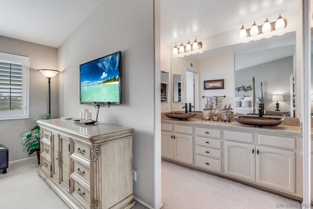 4083 Porte De Palmas 107