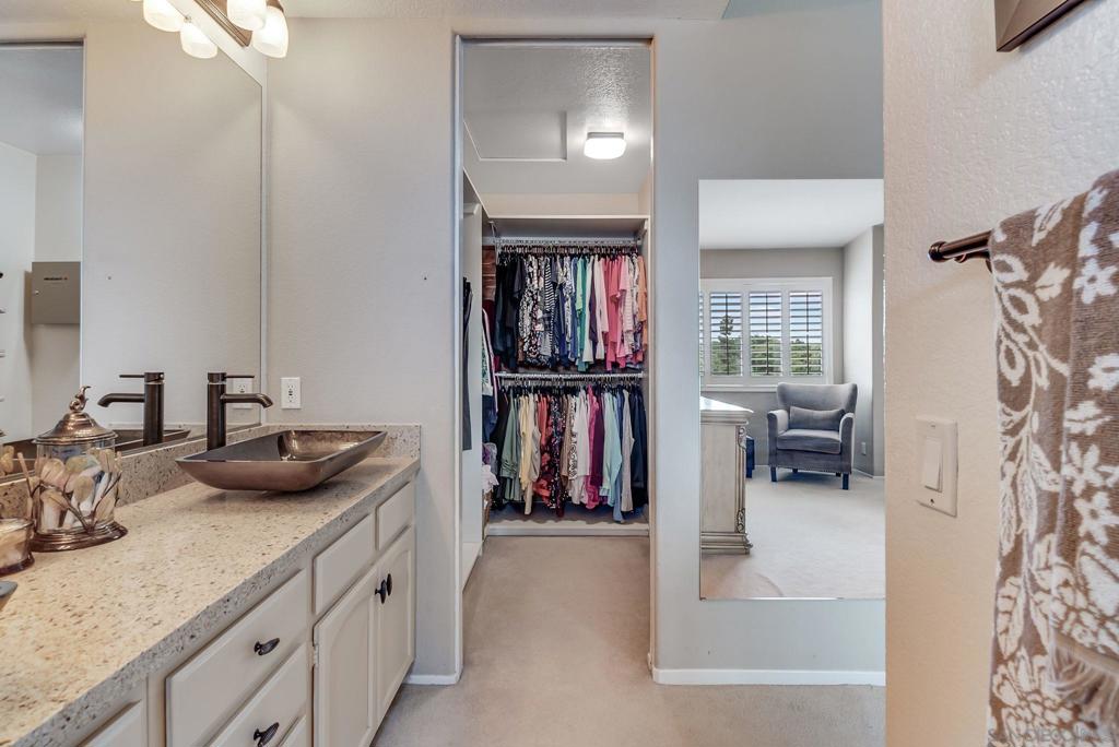 4083 Porte De Palmas 107