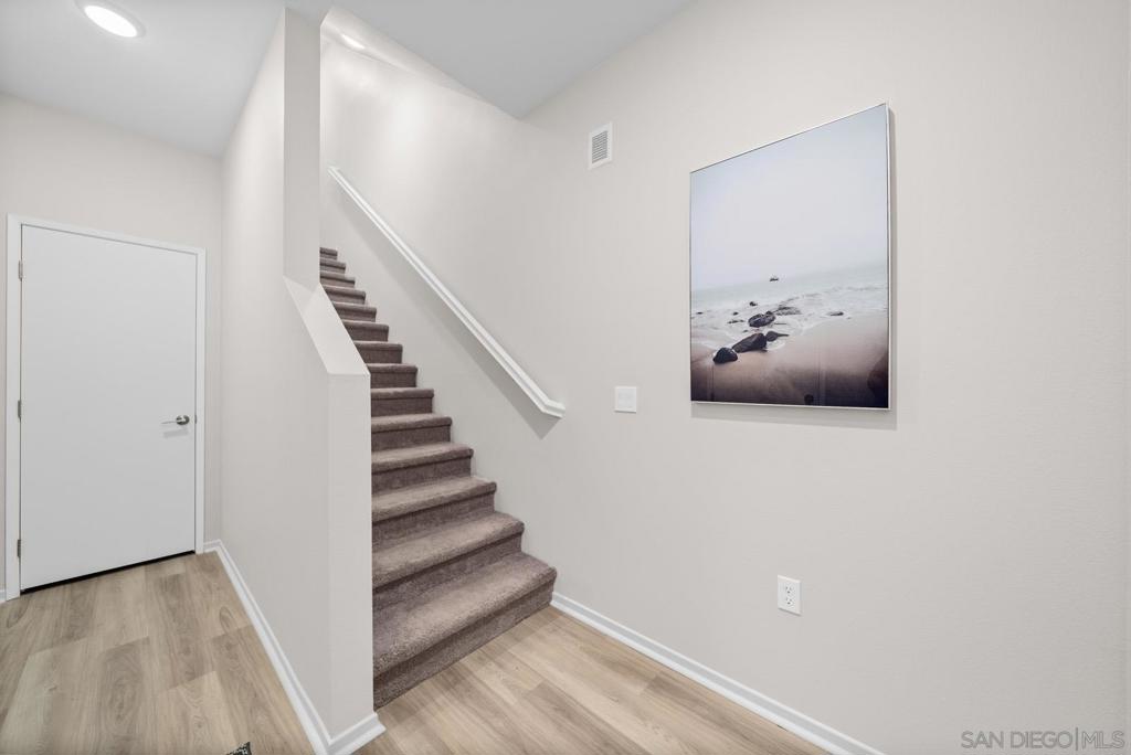 5264 Beachfront Cove St 218