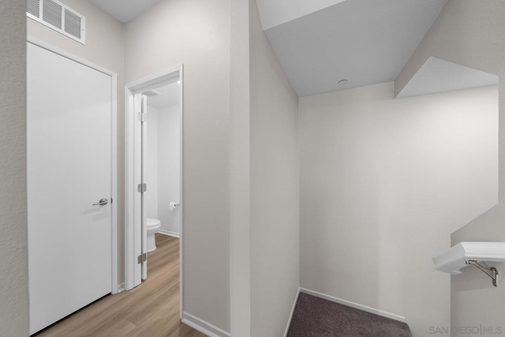 5264 Beachfront Cove St 218