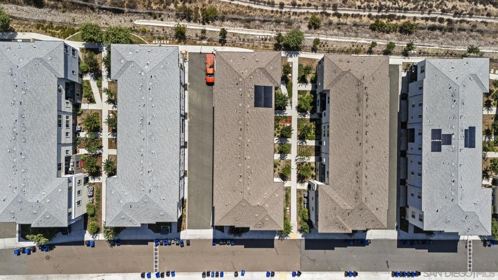 5264 Beachfront Cove St 218