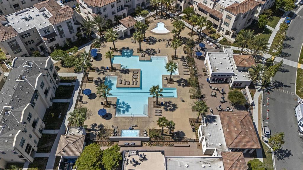 5264 Beachfront Cove St 218