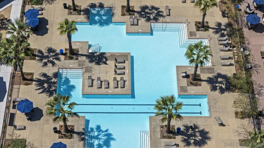 5264 Beachfront Cove St 218