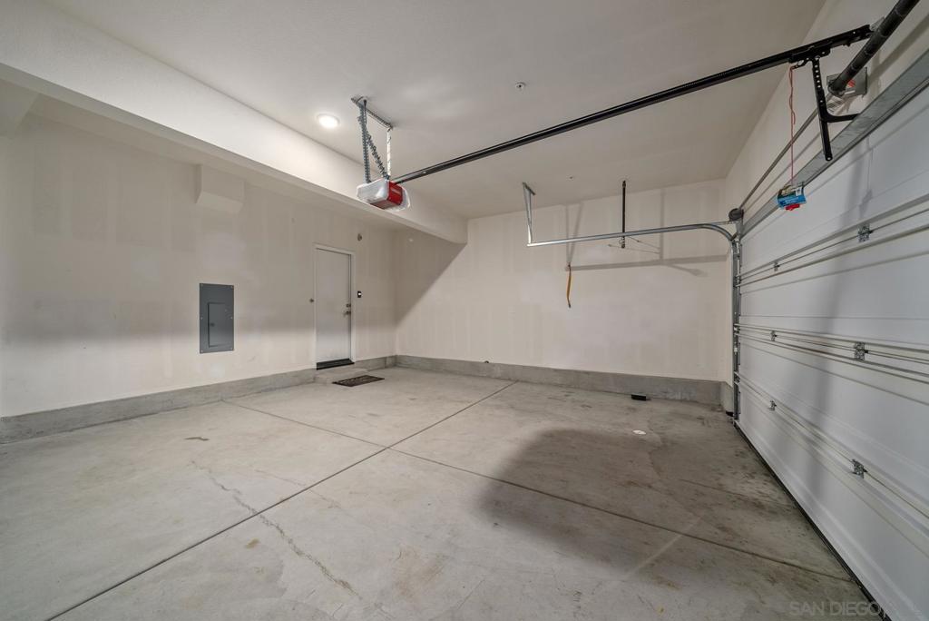 5264 Beachfront Cove St 218