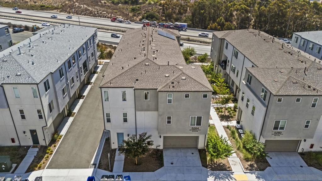 5264 Beachfront Cove St 218