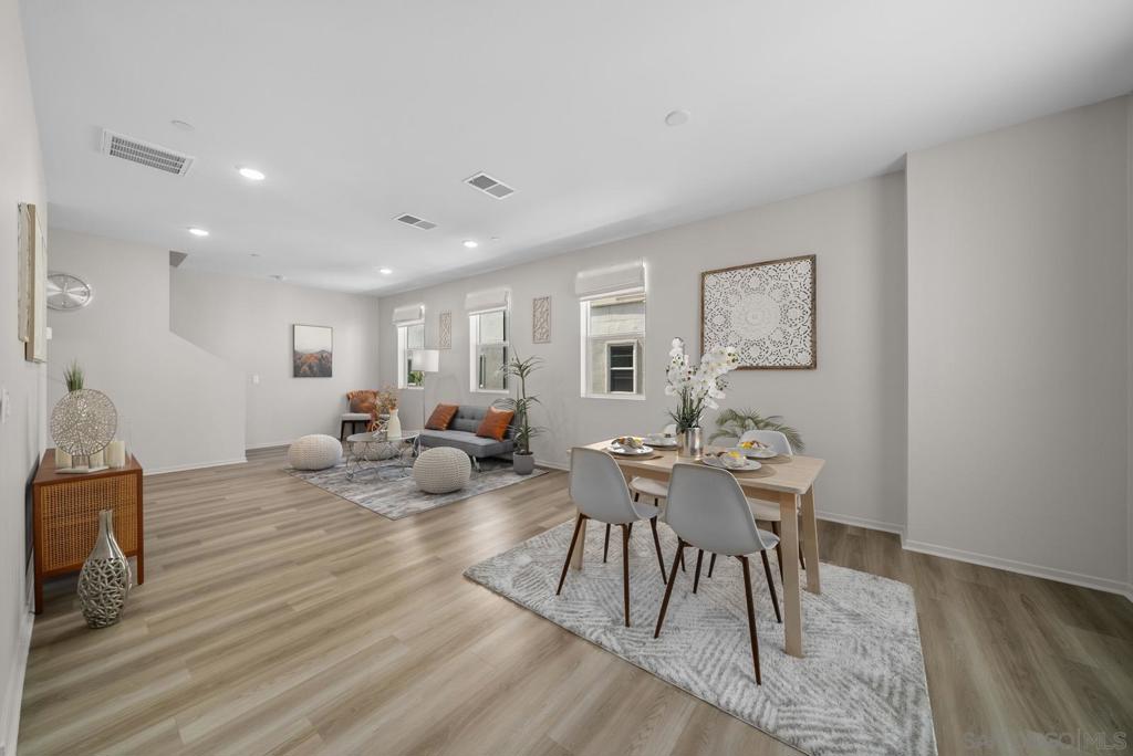 5264 Beachfront Cove St 218