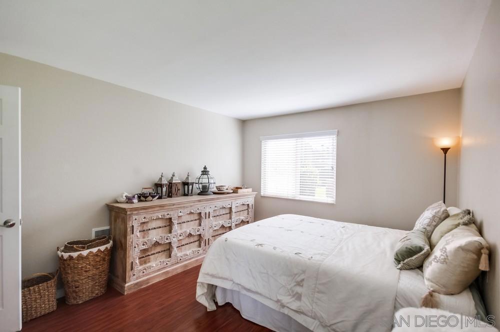 2950 Alta View Dr H105