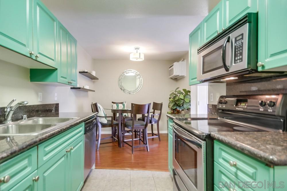 2950 Alta View Dr H105