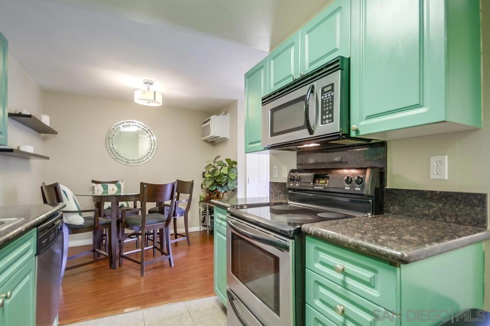 2950 Alta View Dr H105