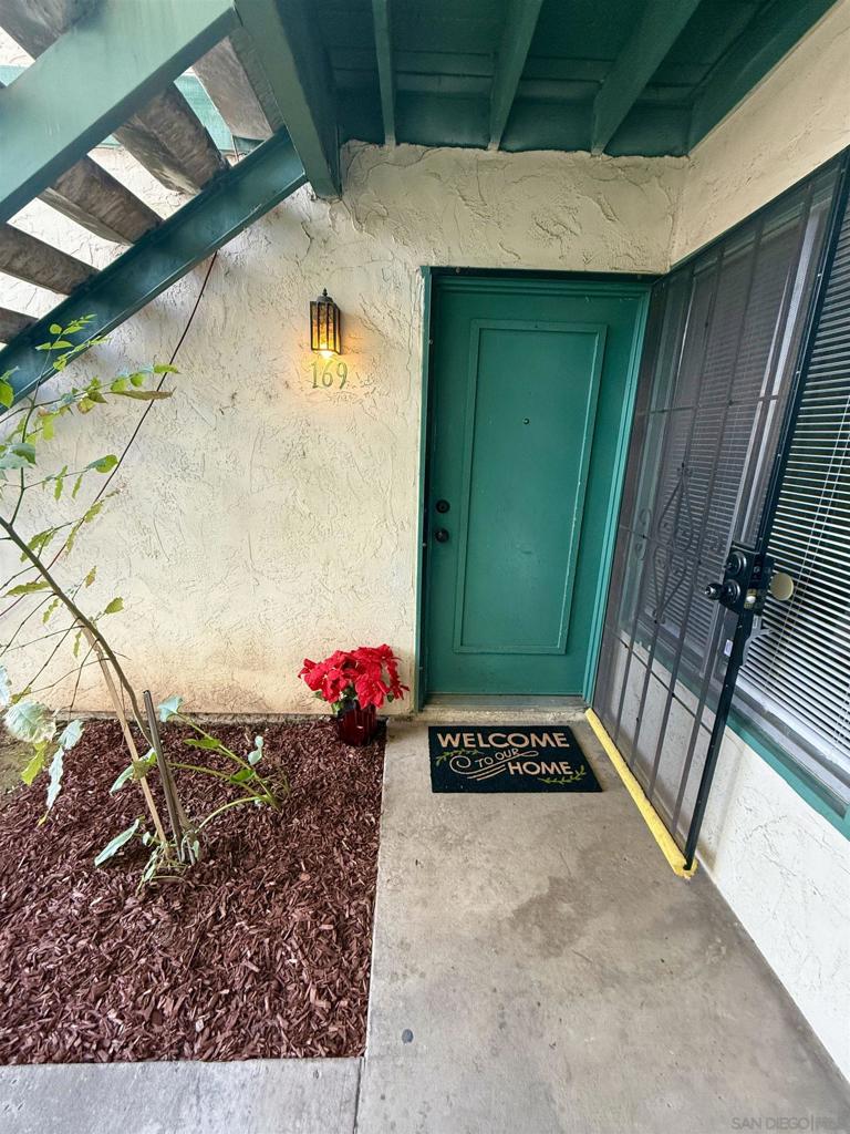 1811 E Grand Ave 169