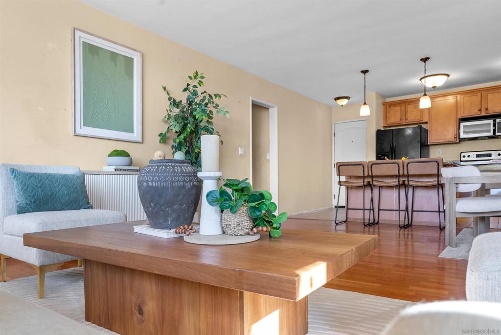 4501 Collwood Blvd 15