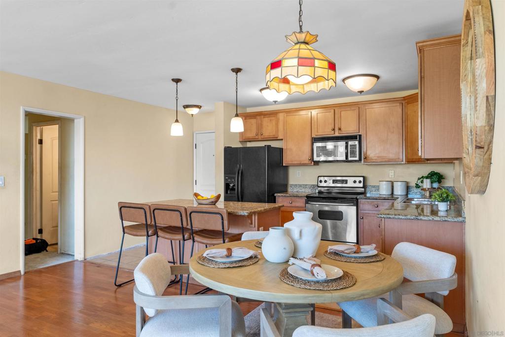 4501 Collwood Blvd 15