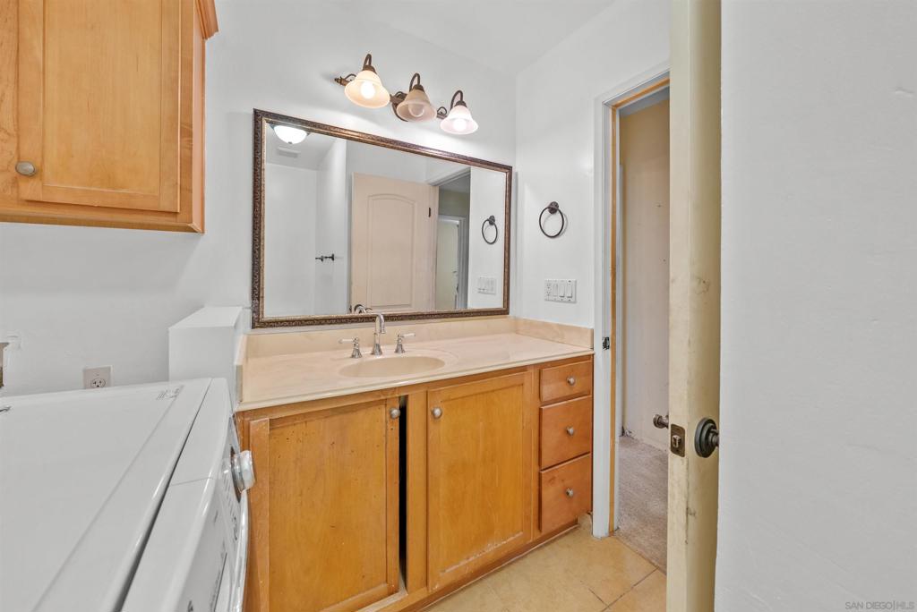 4501 Collwood Blvd 15