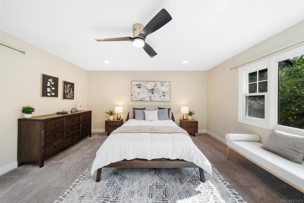 9248 Shirley Dr